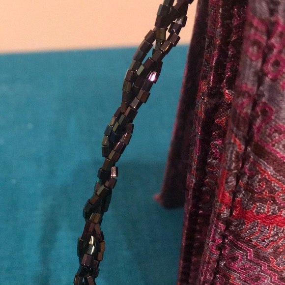 Ann Taylor clutch with optional sparkle strap - Picture 3 of 8